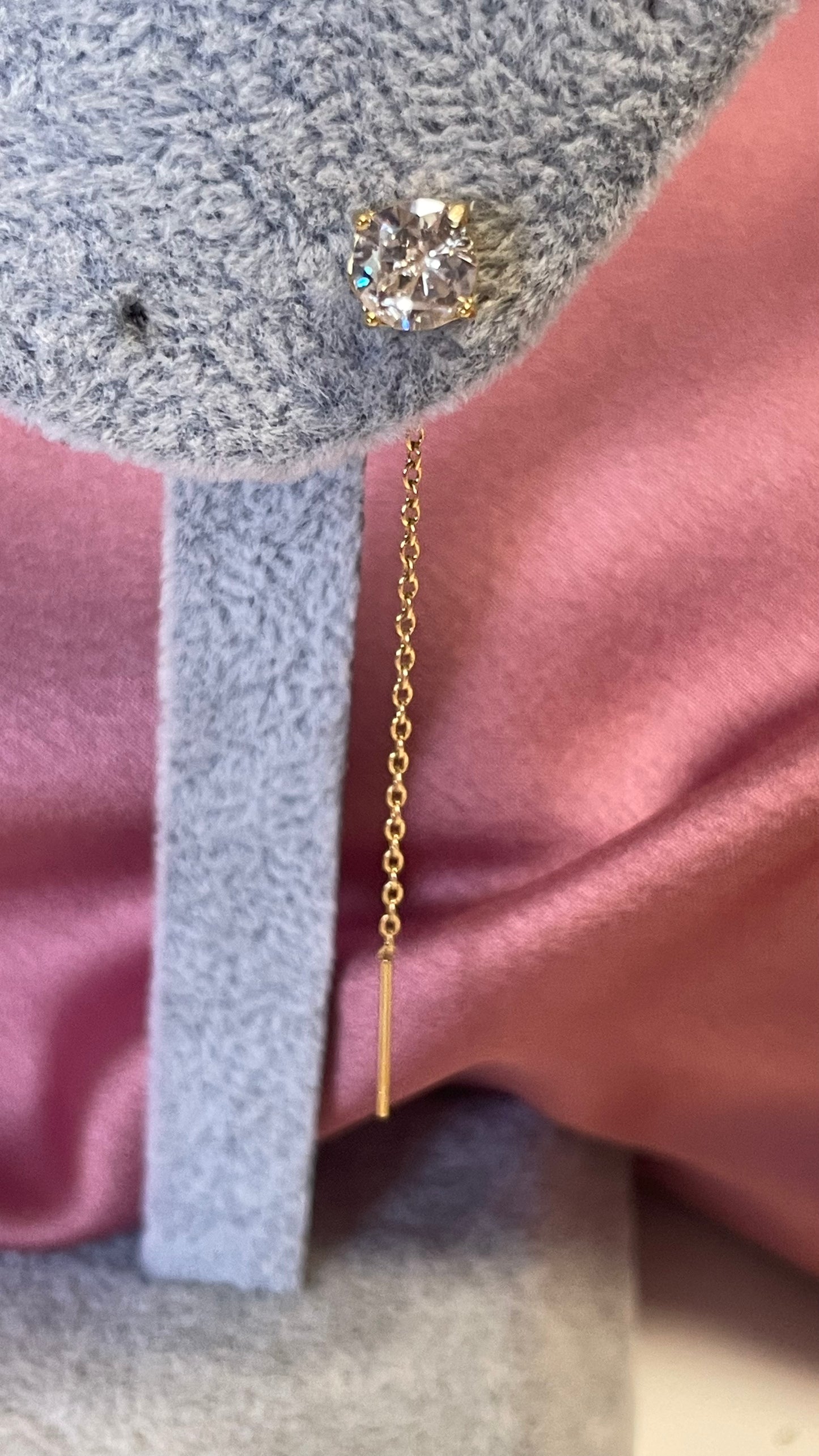 Mono Orecchino fili di luce